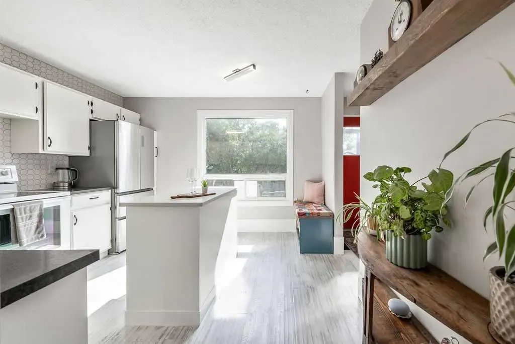 41 Midridge Gardens SE