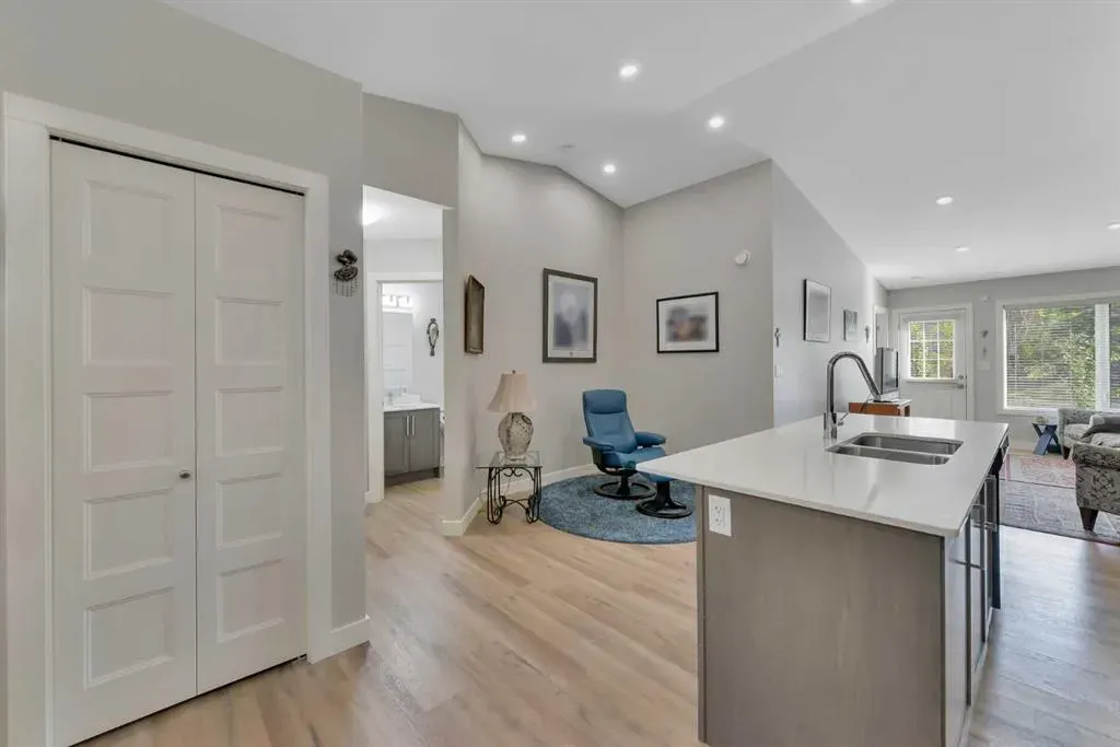 45 Golden Crescent