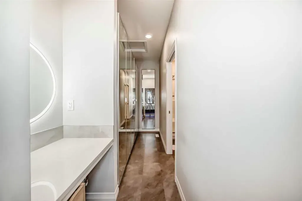 1941 Mahogany Boulevard SE
