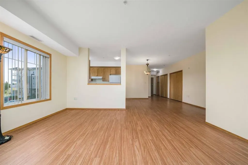194 Sunrise Circle SW, #210