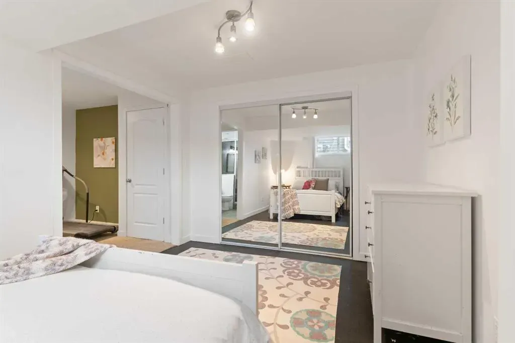 37 Legacy Gate SE