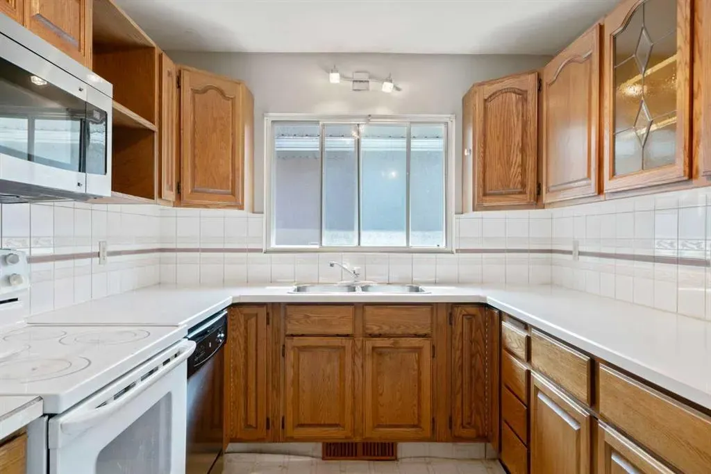 34 Kendall Place SW