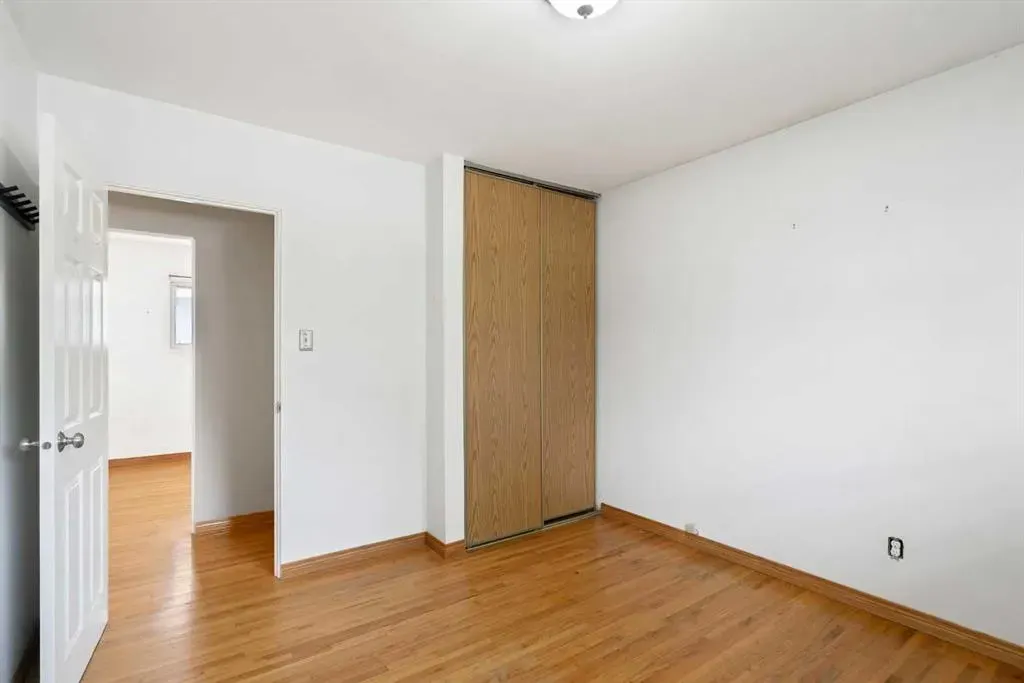 34 Kendall Place SW