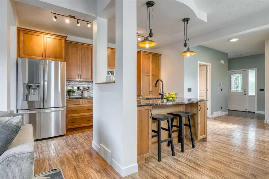 227 Reunion Court NW