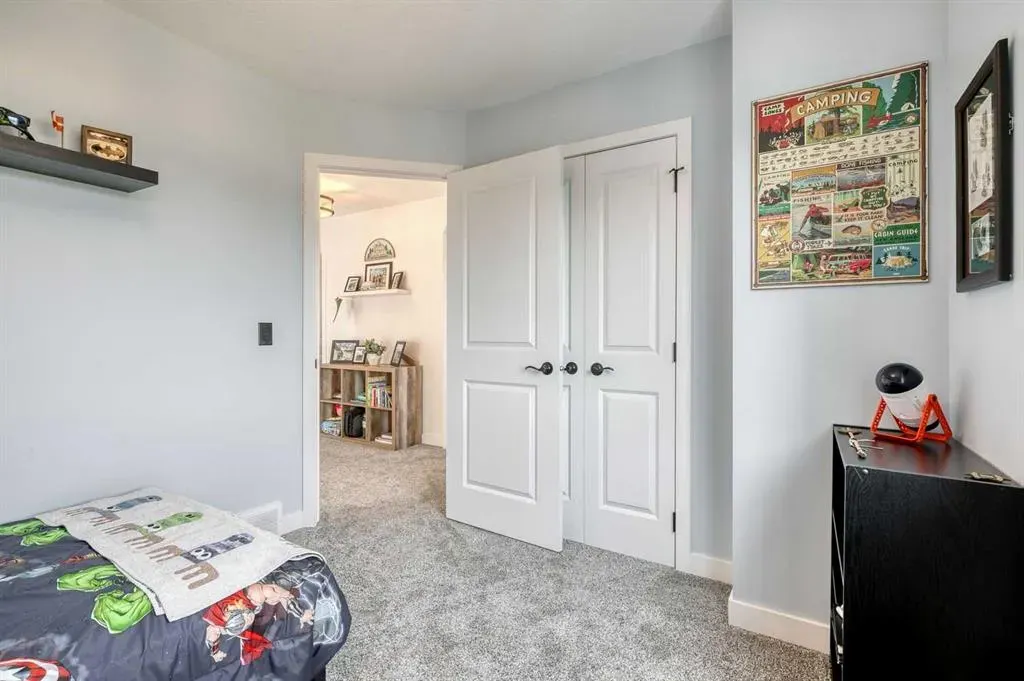 227 Reunion Court NW