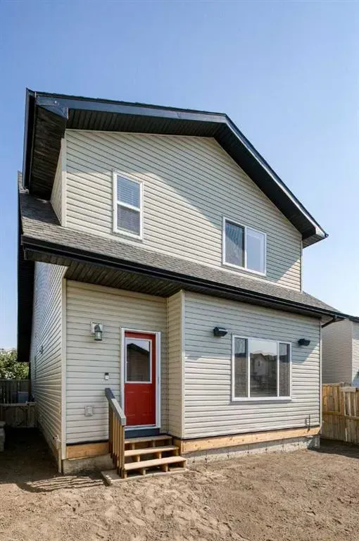 227 Reunion Court NW