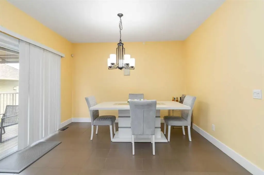 110 Merganser Crescent