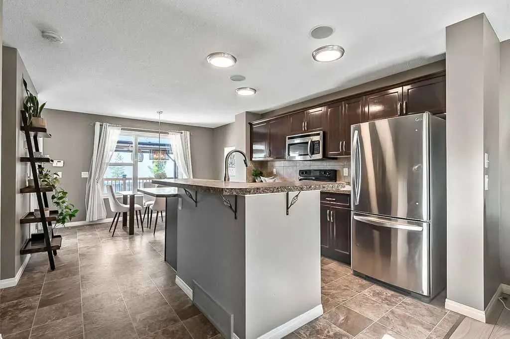 91 Cimarron Grove Close