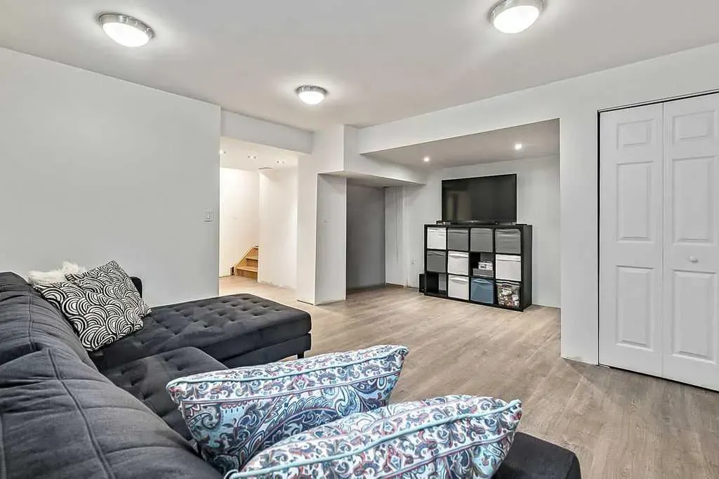 91 Cimarron Grove Close