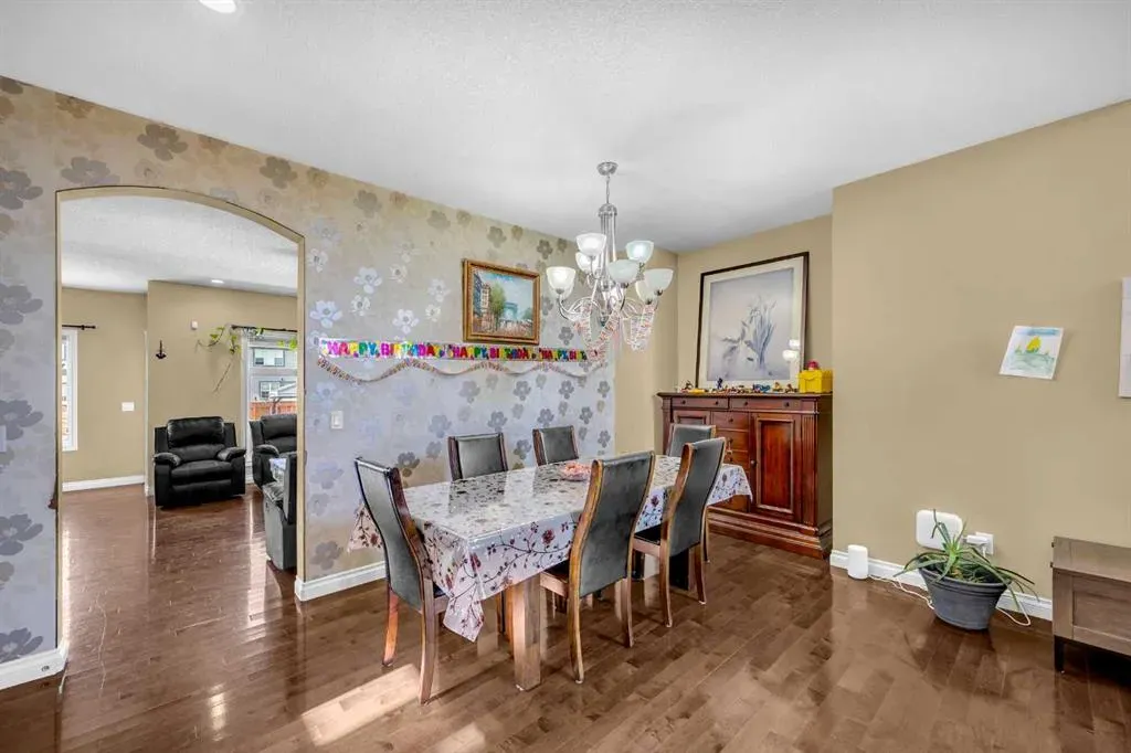 217 Taralake Manor NE