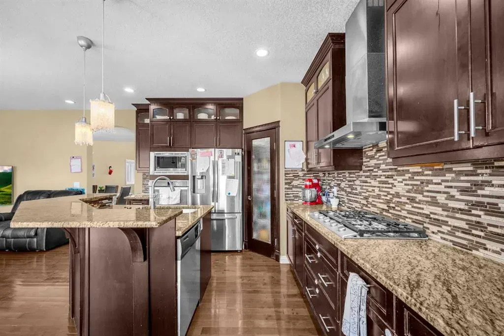 217 Taralake Manor NE