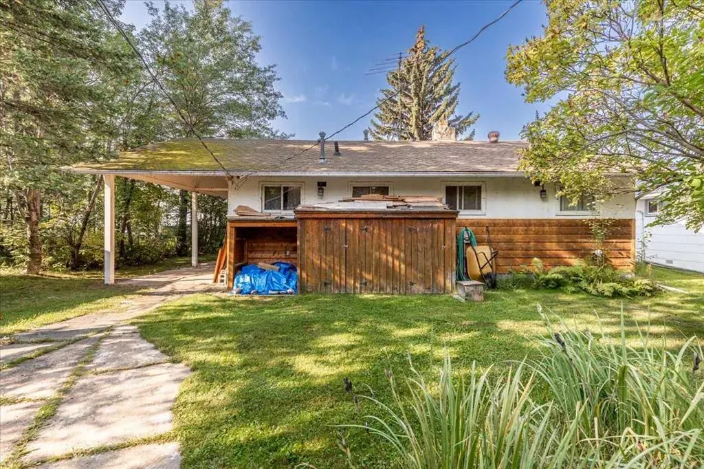 60 Beach Avenue