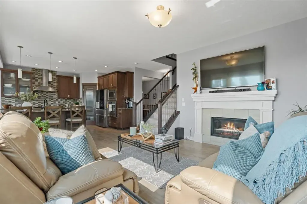 106 Mount Rae Heights