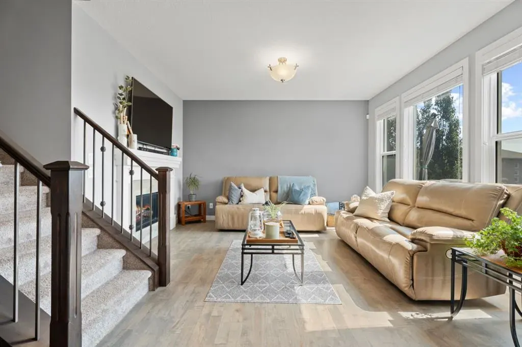 106 Mount Rae Heights