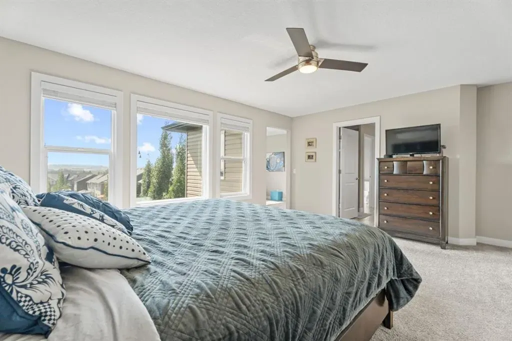 106 Mount Rae Heights