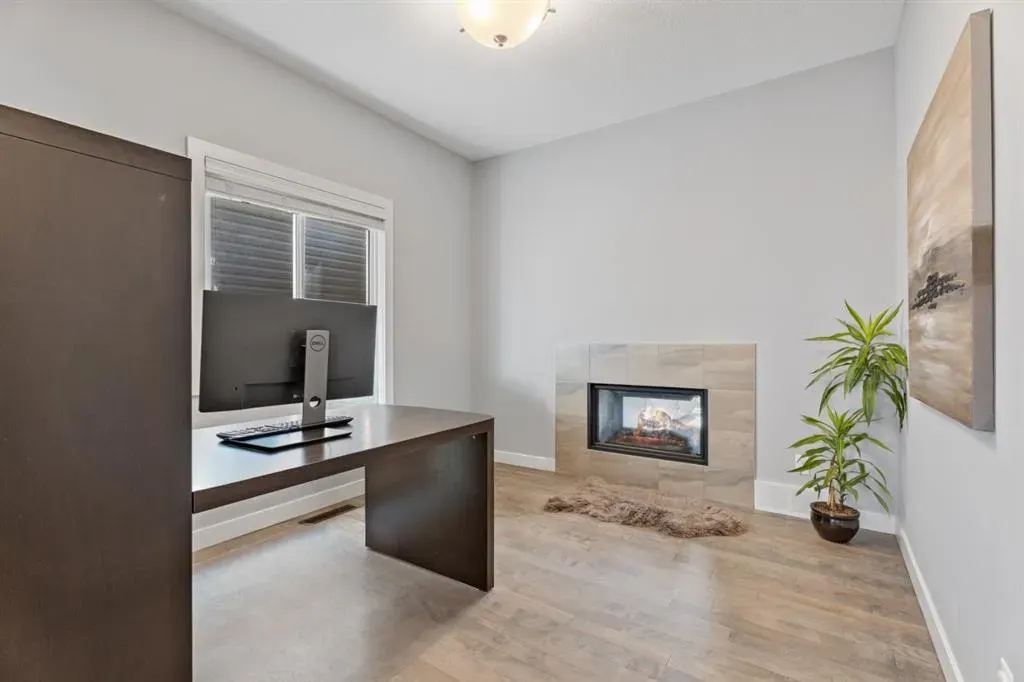 106 Mount Rae Heights
