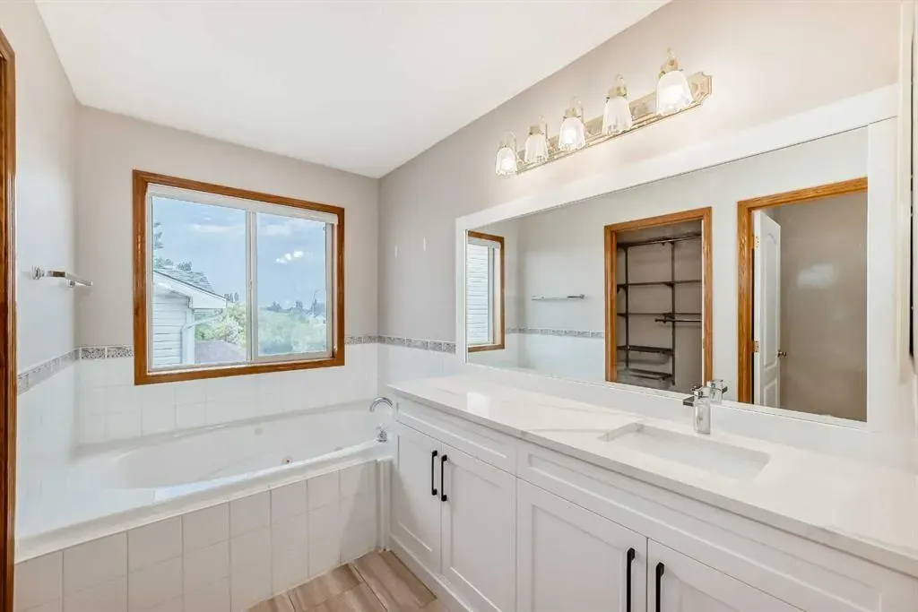 19 Bridlewood Road SW