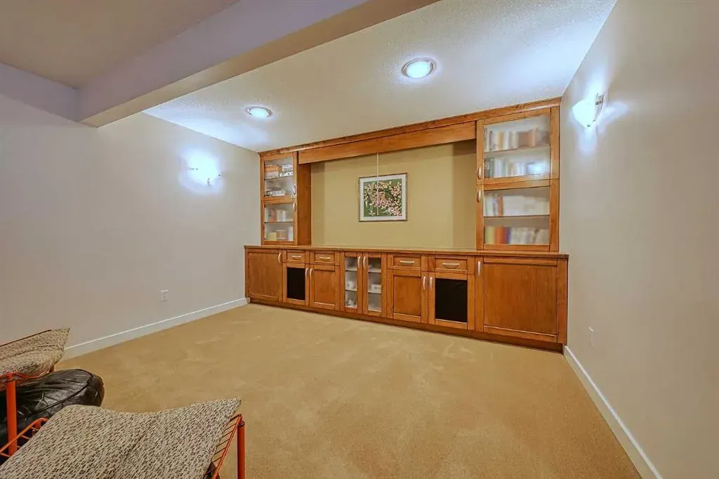 66 Crystal Green Drive