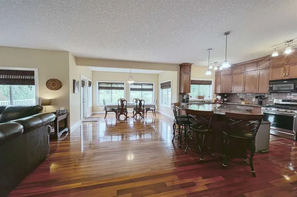 66 Crystal Green Drive