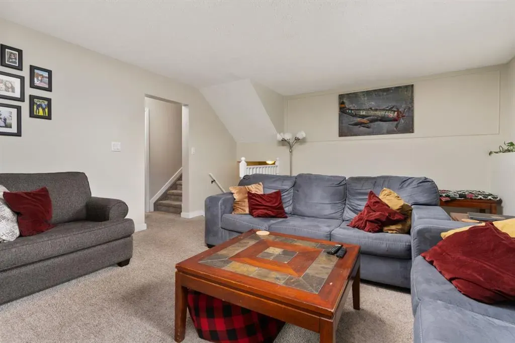 107 Northlake Lane