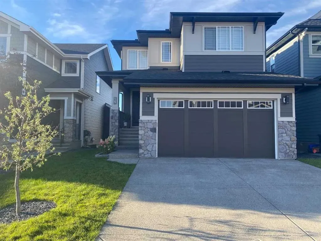 19 Sundown Crescent