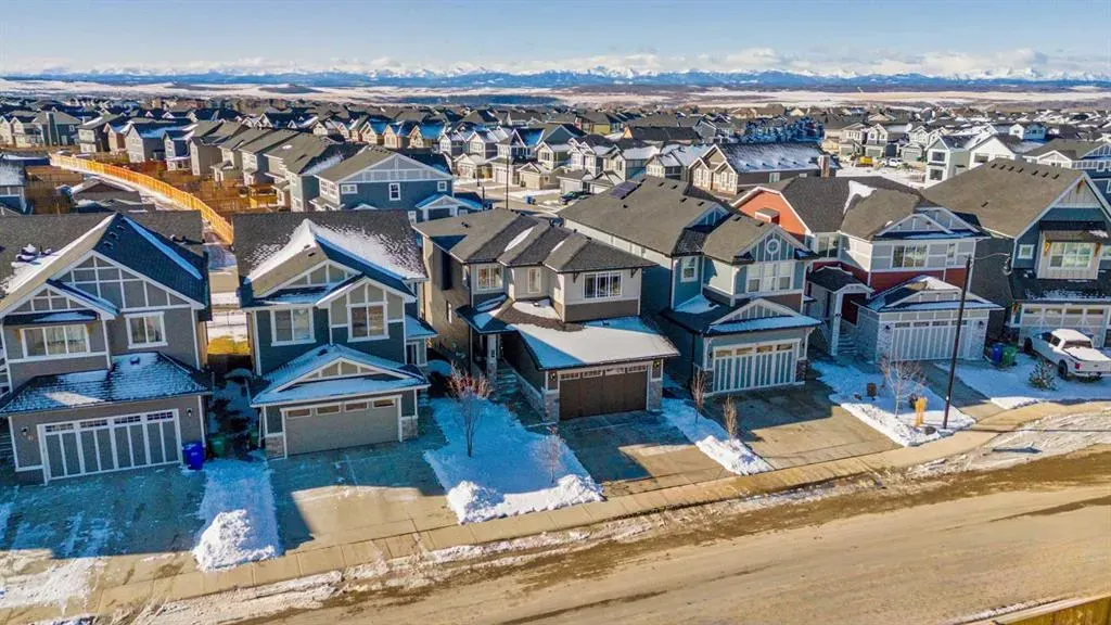 19 Sundown Crescent