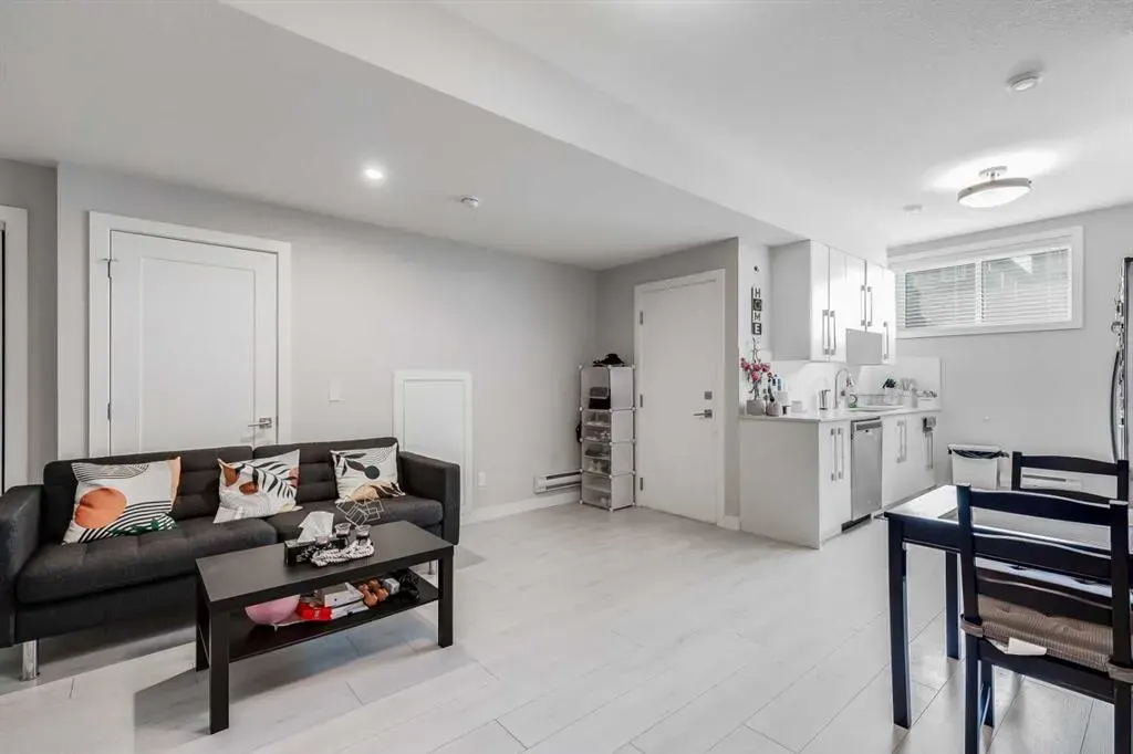 104 Red Embers Manor NE