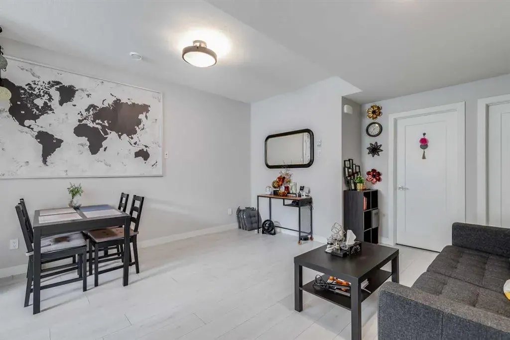 104 Red Embers Manor NE