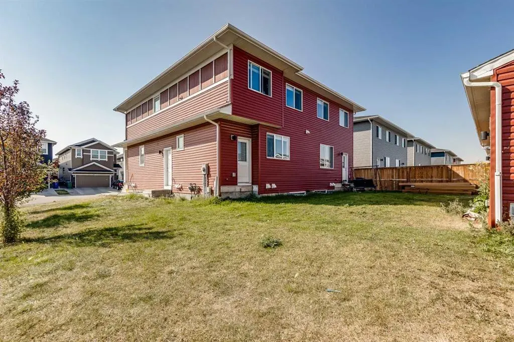 104 Red Embers Manor NE