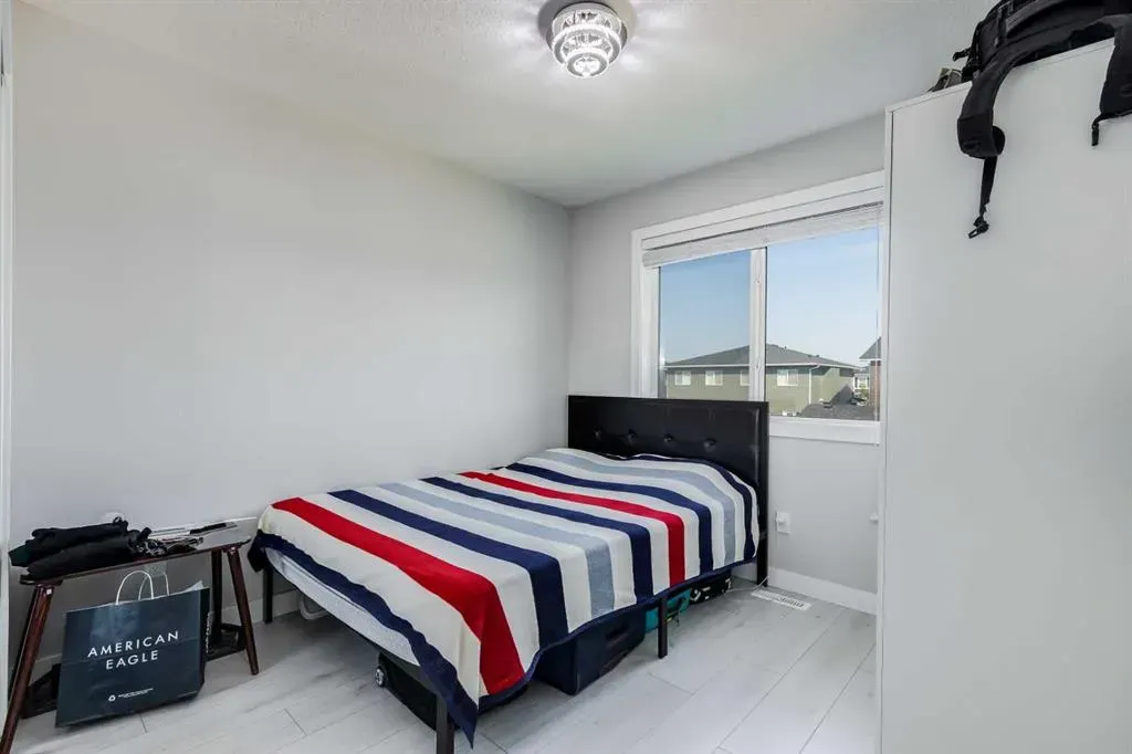 104 Red Embers Manor NE