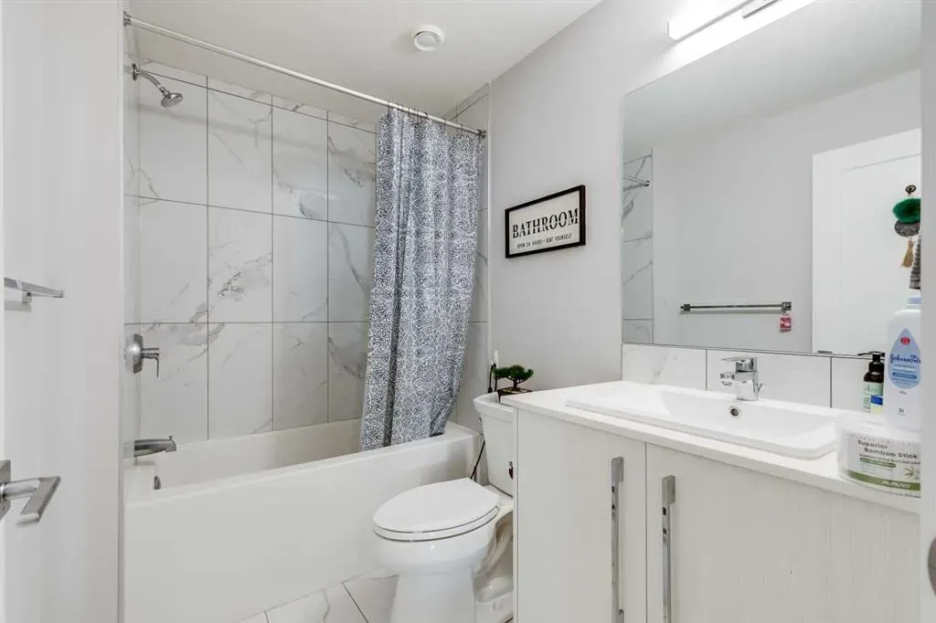 104 Red Embers Manor NE