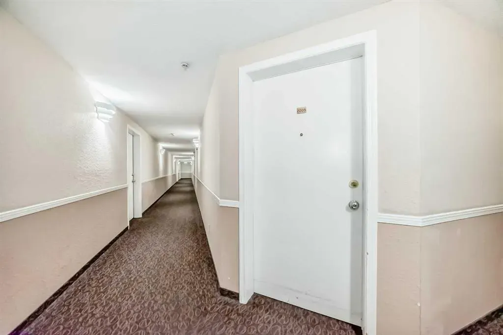6224 17 Avenue SE, #2205