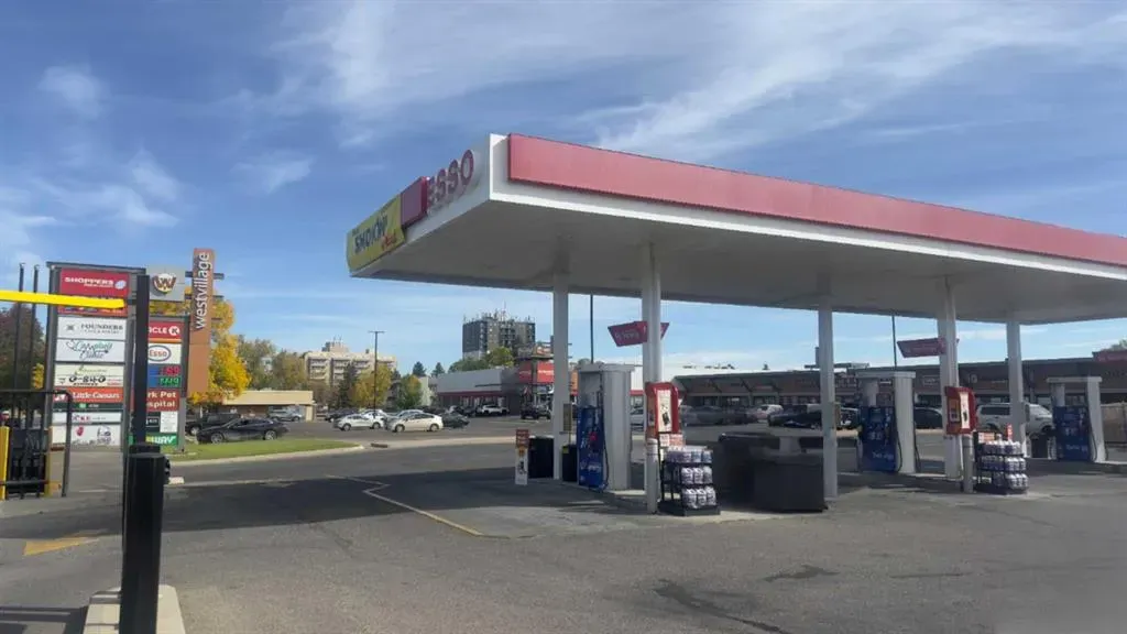 295 Columbia Boulevard W, #212A