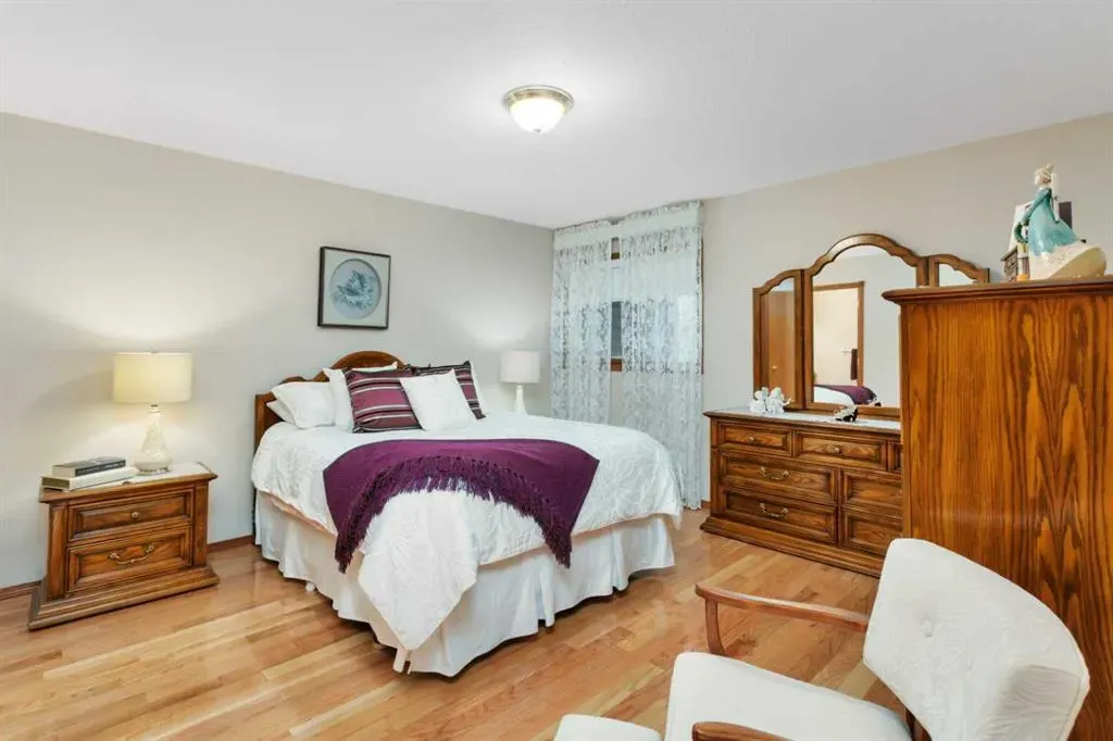 14 Andrews Close