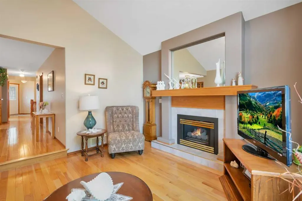 14 Andrews Close
