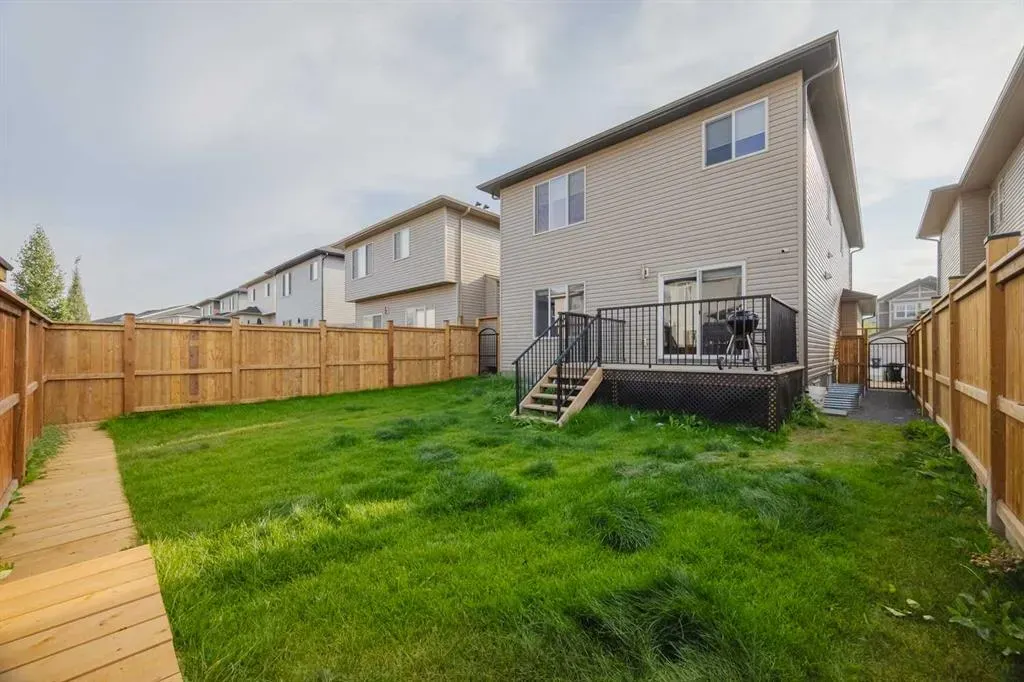 62 Legacy Glen Terrace SE