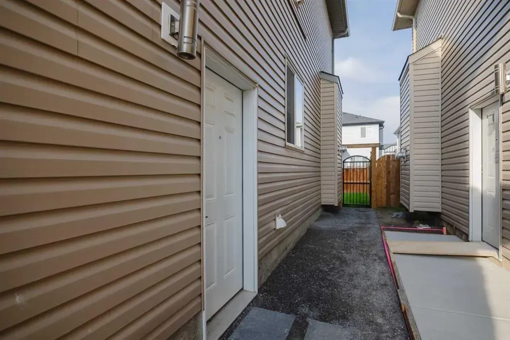 62 Legacy Glen Terrace SE