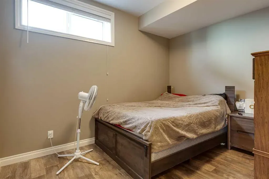 66 Truant Crescent