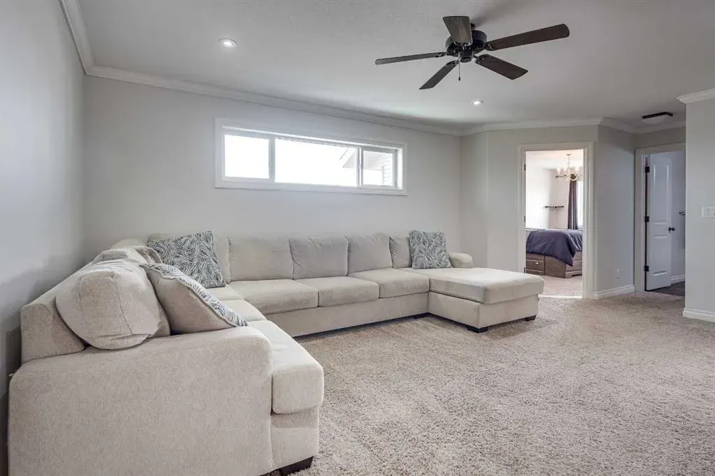 66 Truant Crescent
