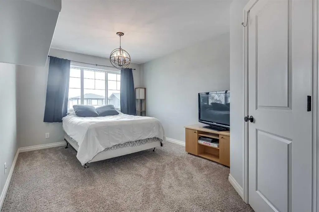 66 Truant Crescent