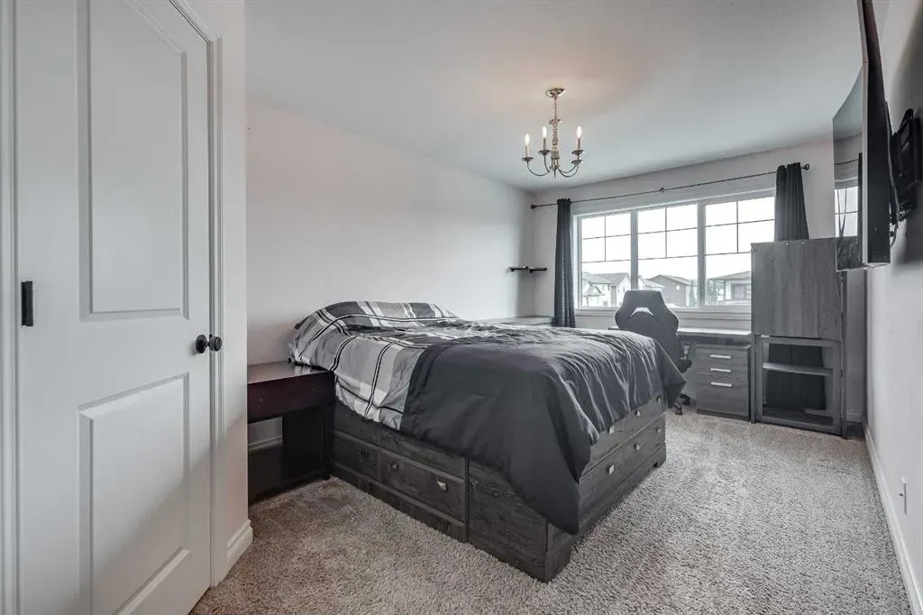 66 Truant Crescent