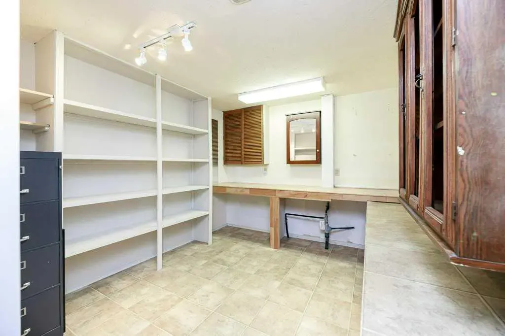 2821 Botterill Crescent, #42