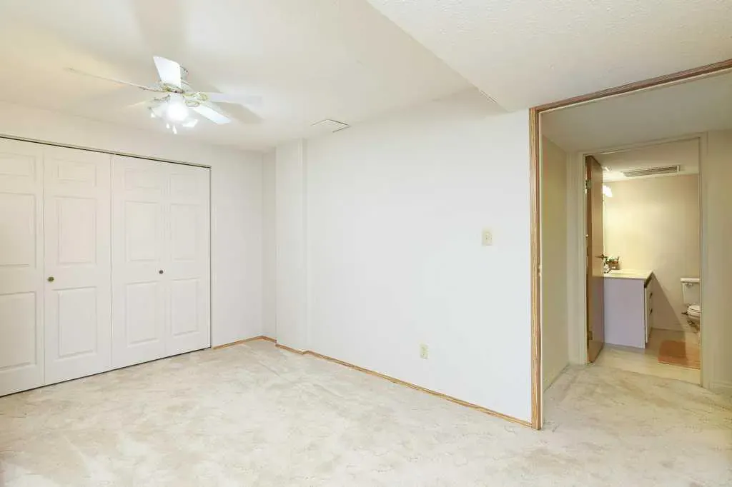 2821 Botterill Crescent, #42