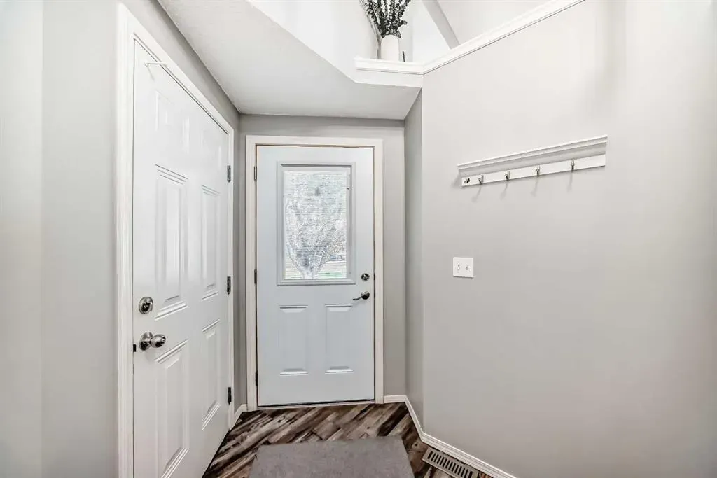 47 Willowbrook Drive NW