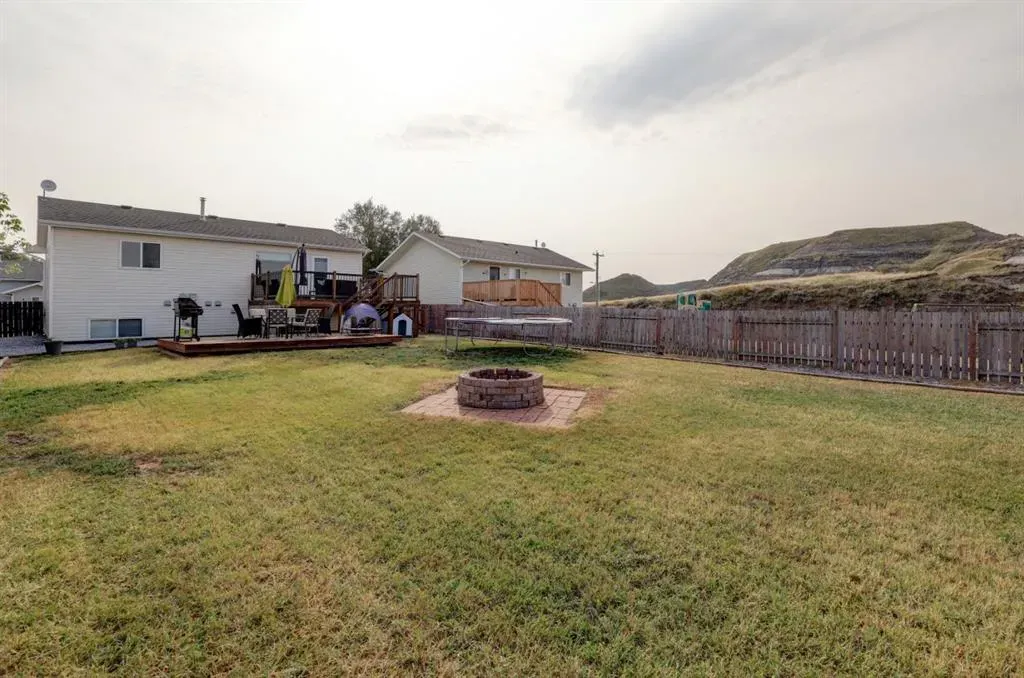 106 Aerial Crescent