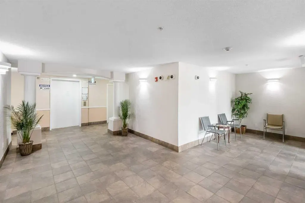 6224 17 Avenue SE, #2210