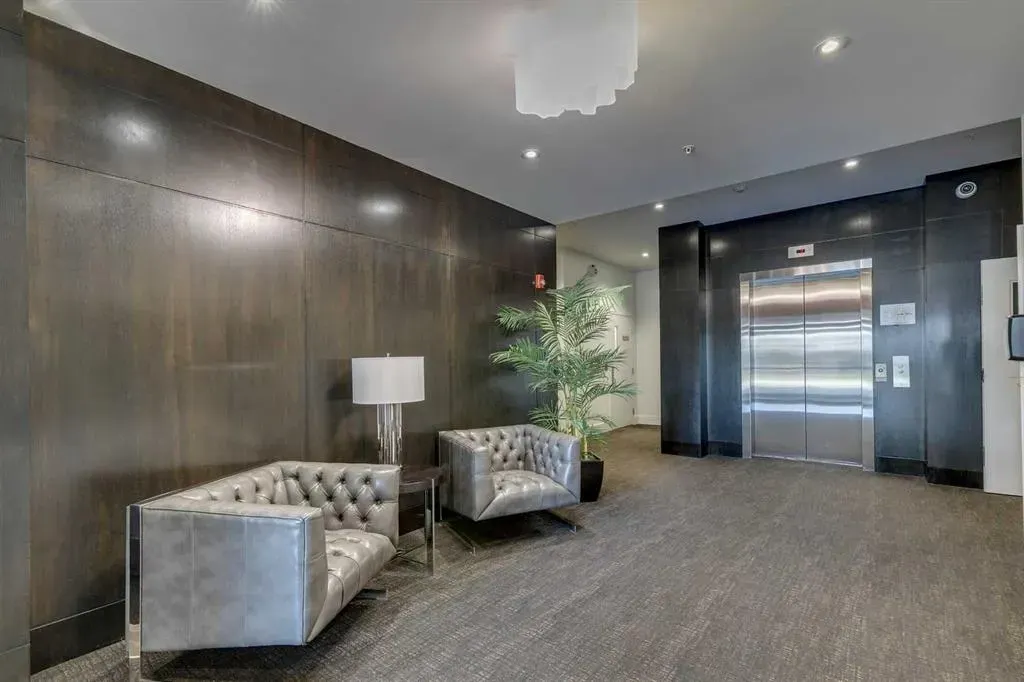33 Burma Star Road SW, #106