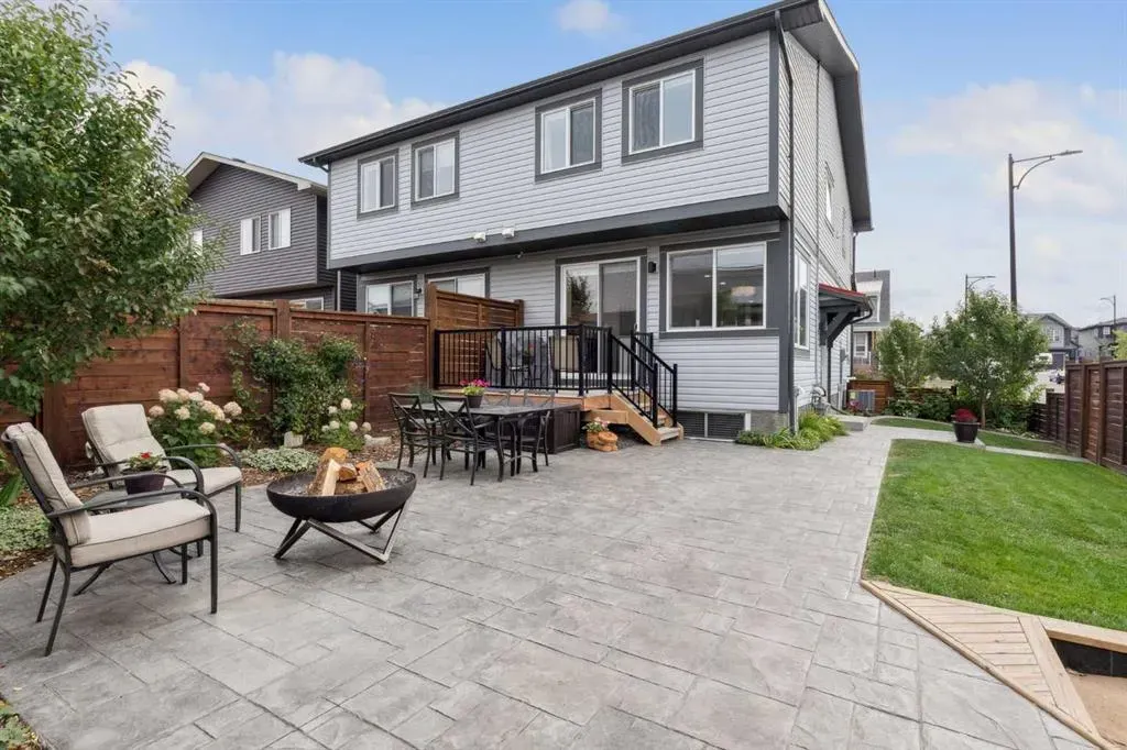 280 Chinook Gate Park SW