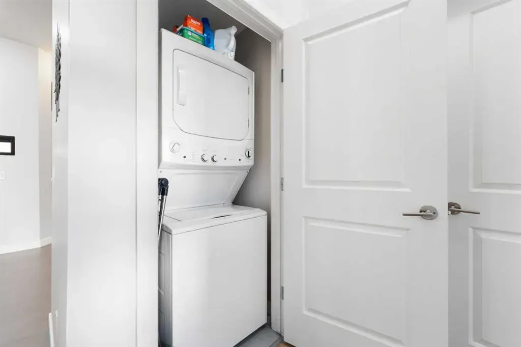 488 7 Avenue NE, #407