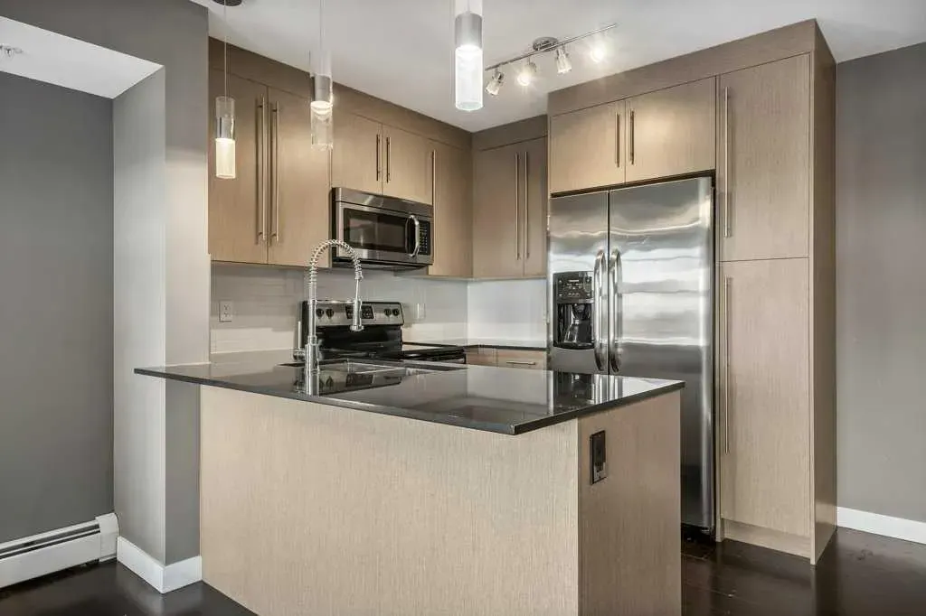 11 Mahogany Row SE, #1402